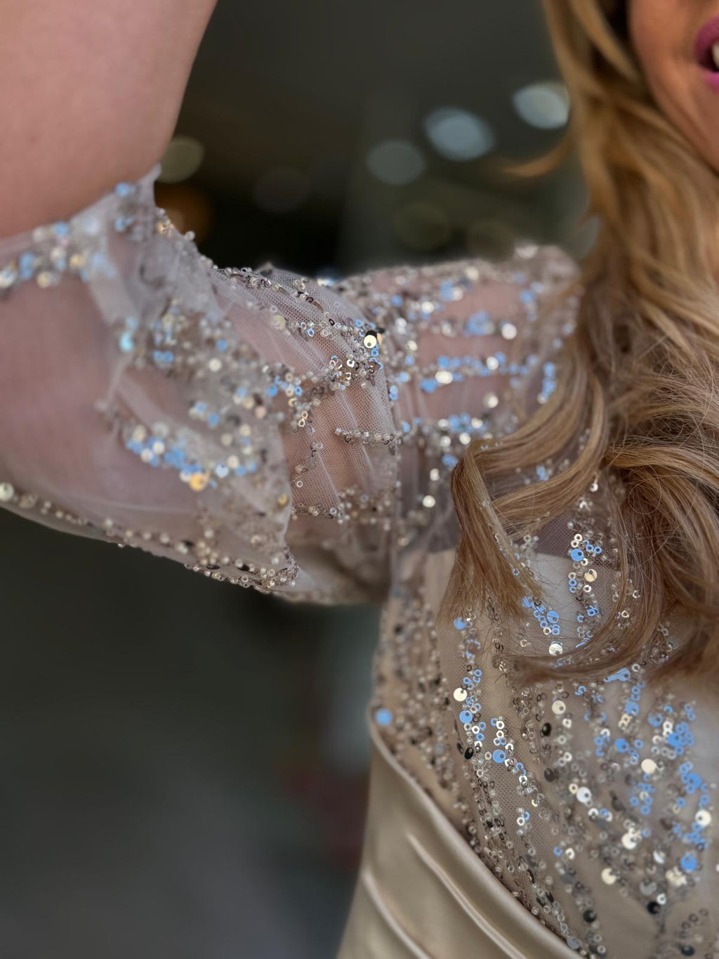 VESTIDO DOURADO