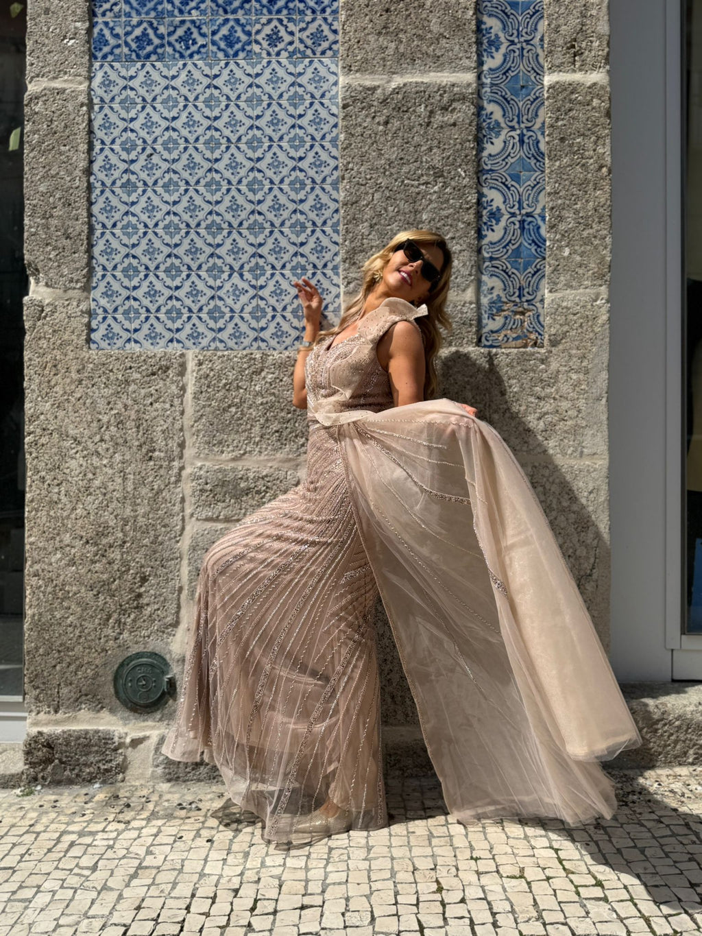 VESTIDO LANTEJOULAS