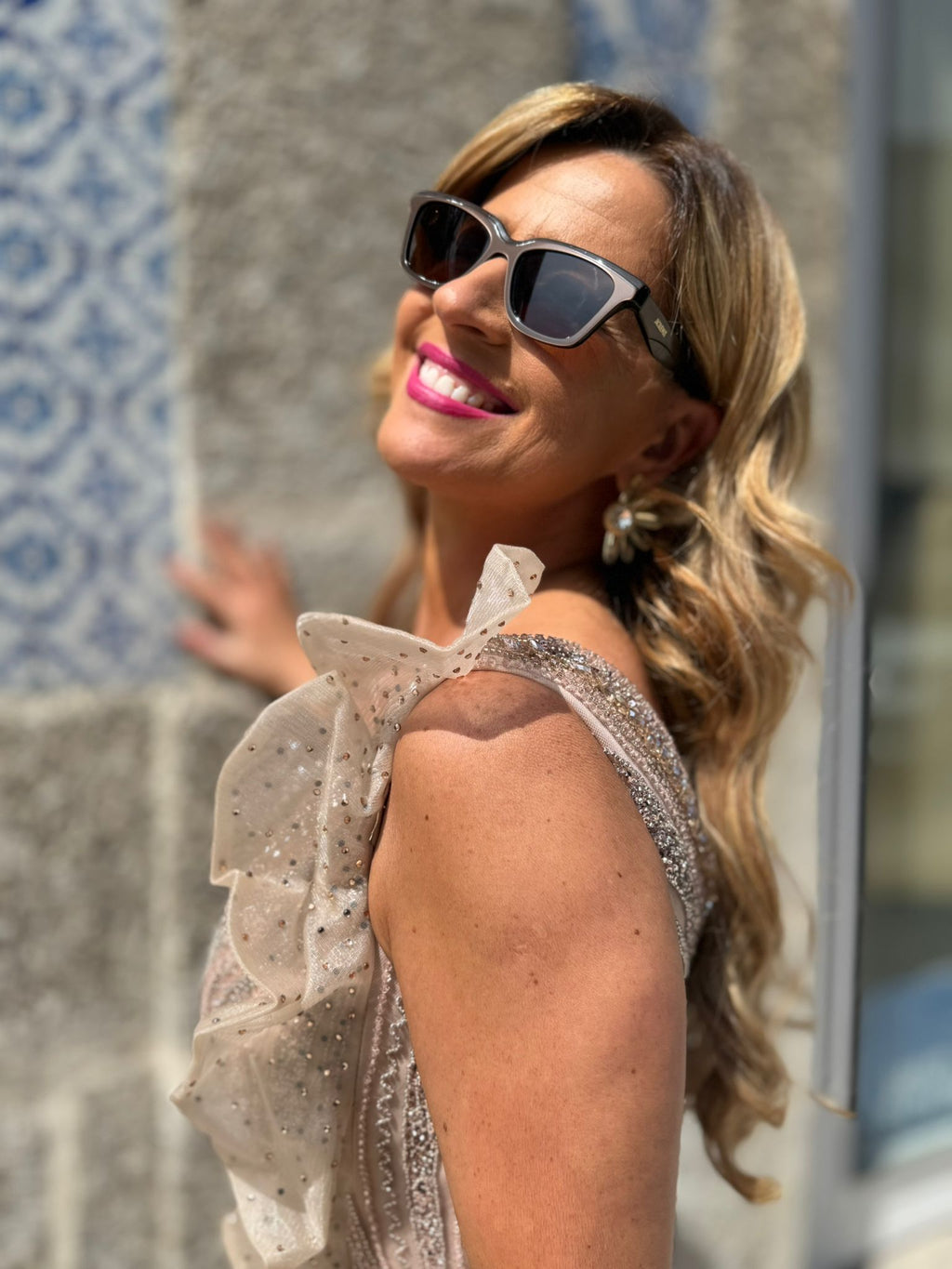 VESTIDO LANTEJOULAS