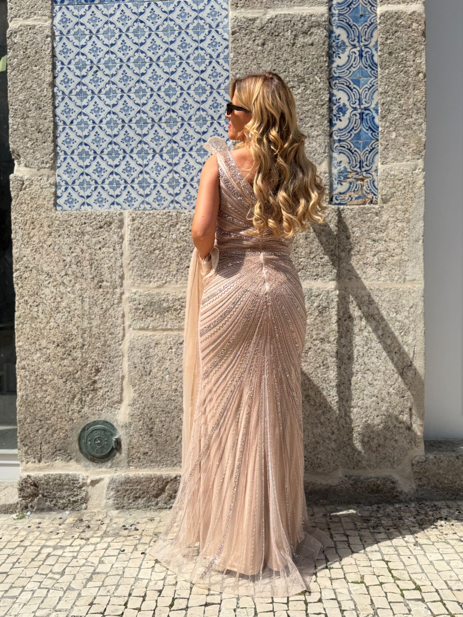 VESTIDO LANTEJOULAS