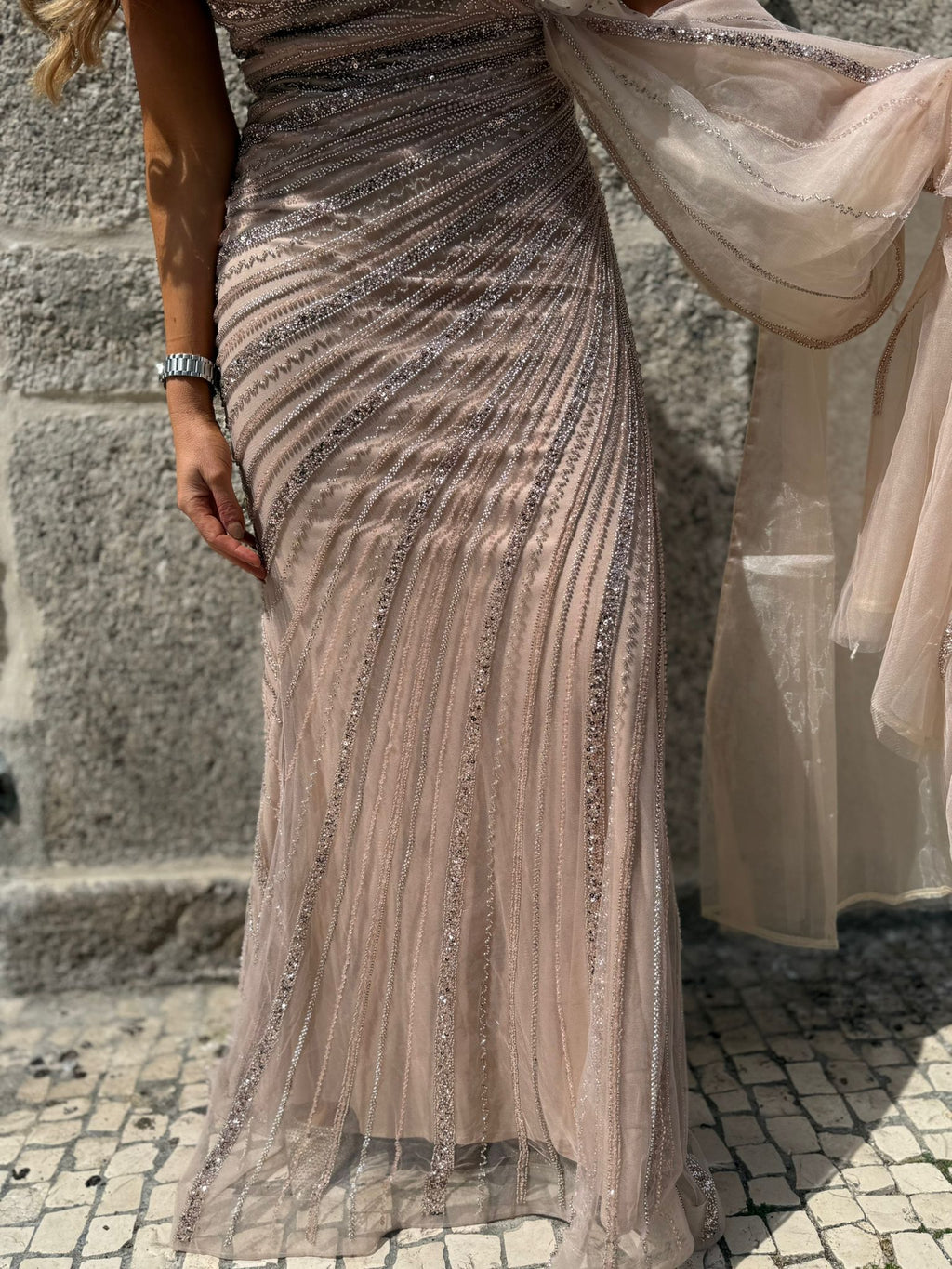 VESTIDO LANTEJOULAS