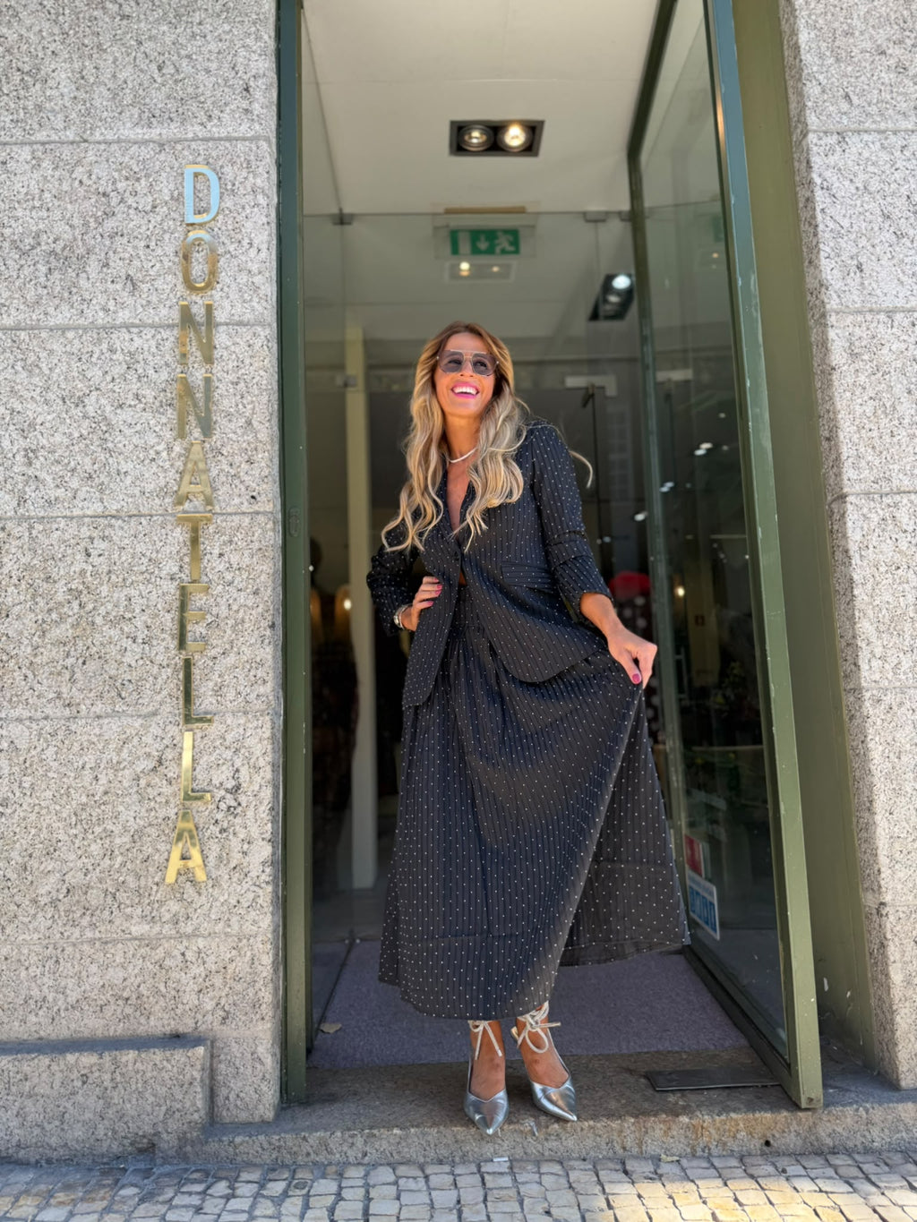 Conjunto Blazer e Saia Risca Diplomática