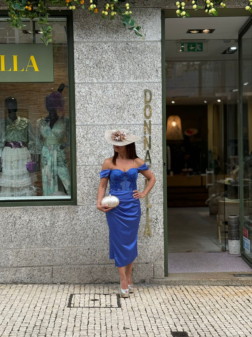 VESTIDO MIDI OMBRO A OMBRO