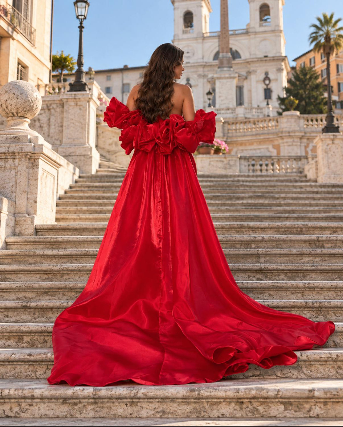 VESTIDO LONGO COM CAUDA