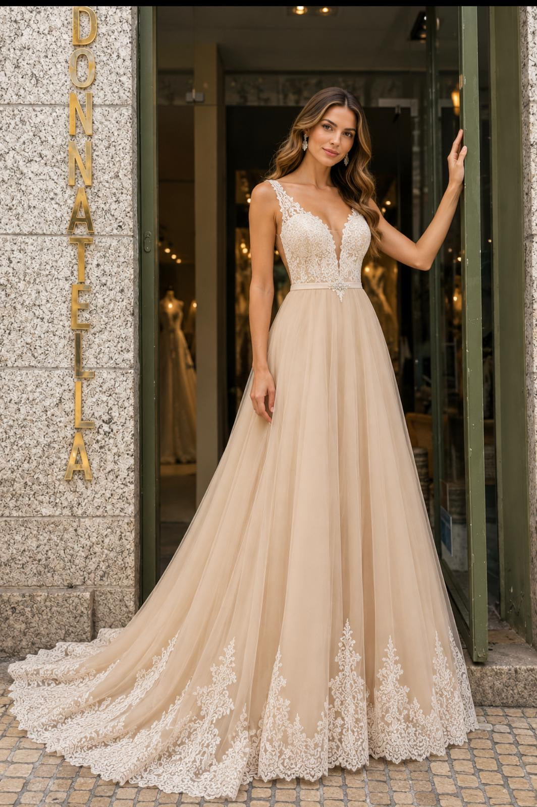 VESTIDO CERIMÓNIA EM TULE