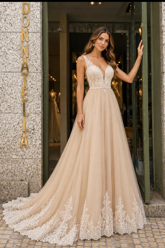 VESTIDO CERIMÓNIA EM TULE