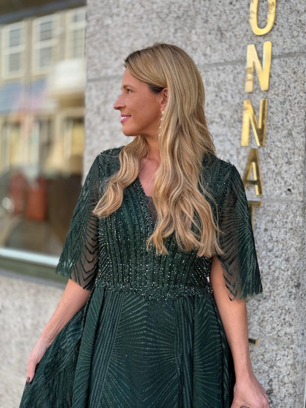 VESTIDO VERDE LANTEJOULAS