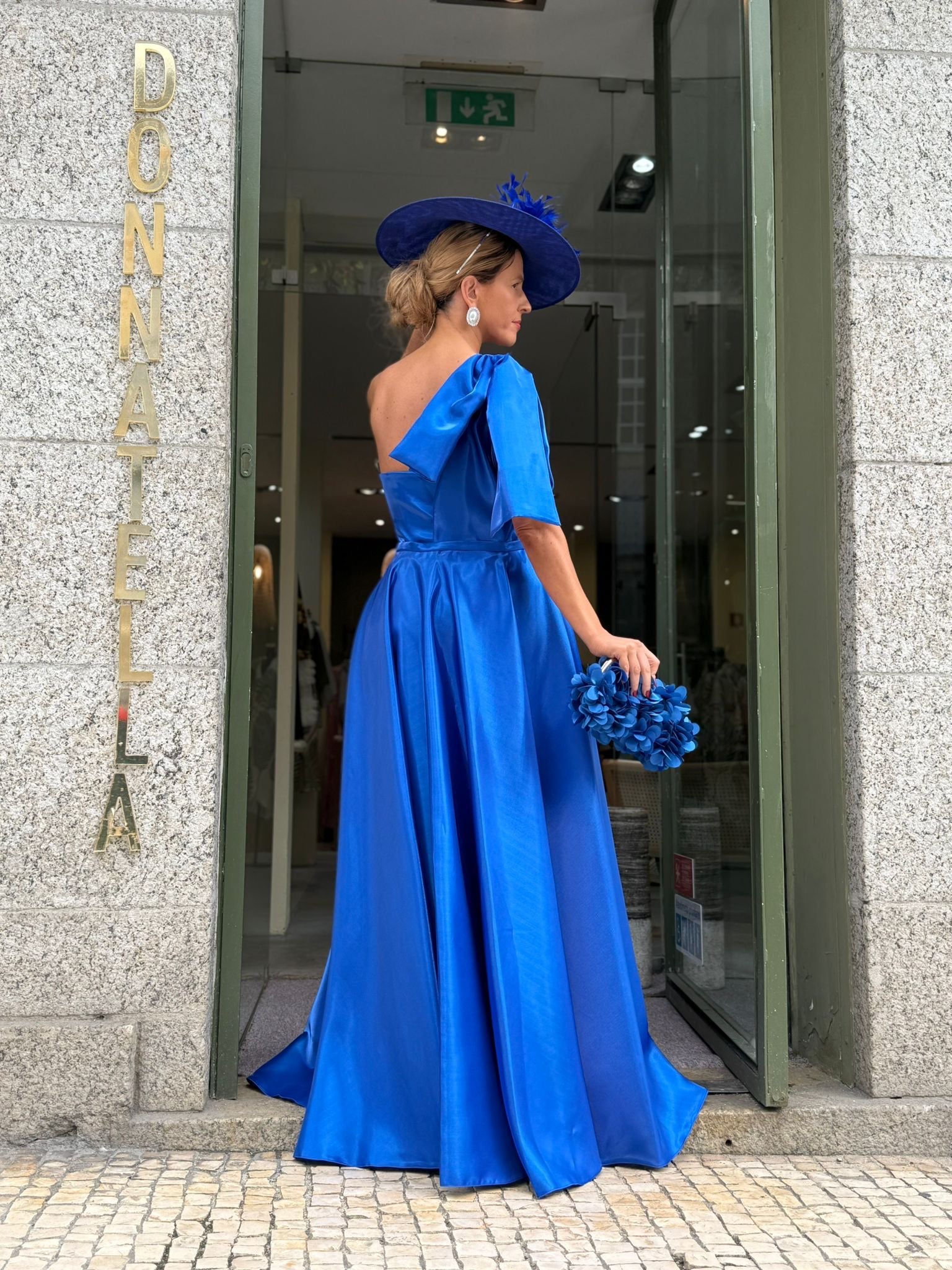 VESTIDO AZUL ELÉTRICO