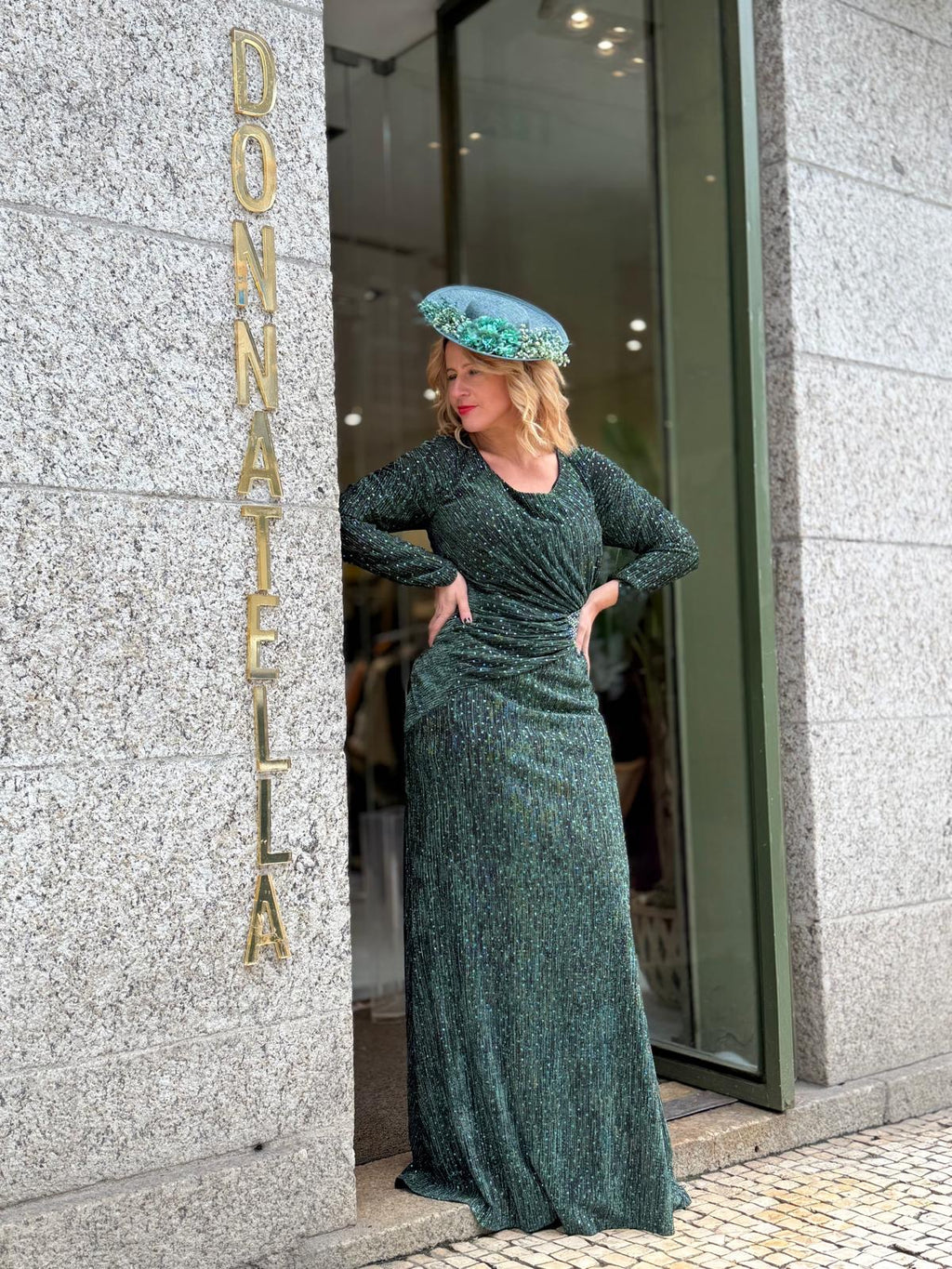 VESTIDO VERDE BRILHO