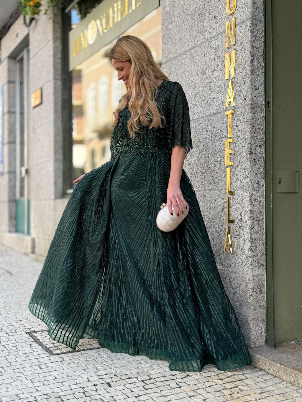 VESTIDO VERDE LANTEJOULAS