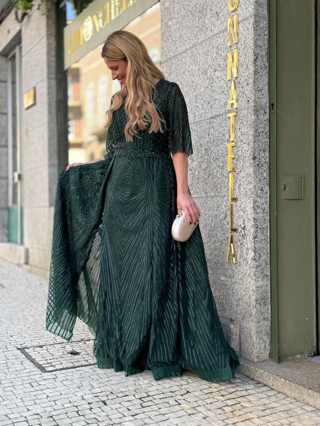 VESTIDO VERDE LANTEJOULAS