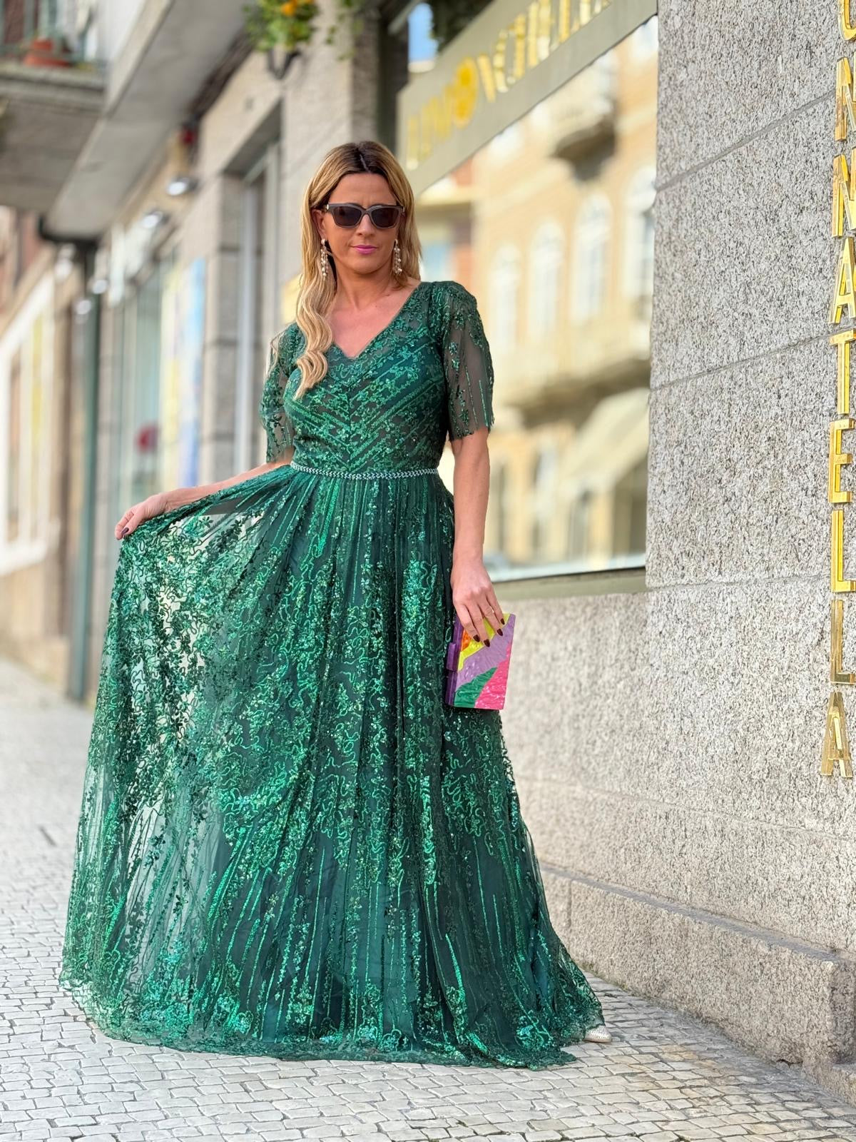 VESTIDO VERDE PEDRARIA