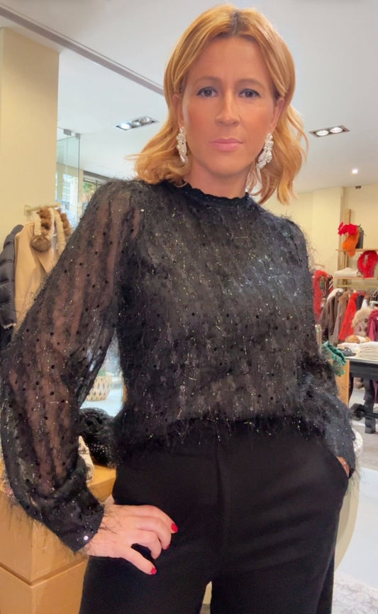 BLUSA SEMI-TRANSPARENTE