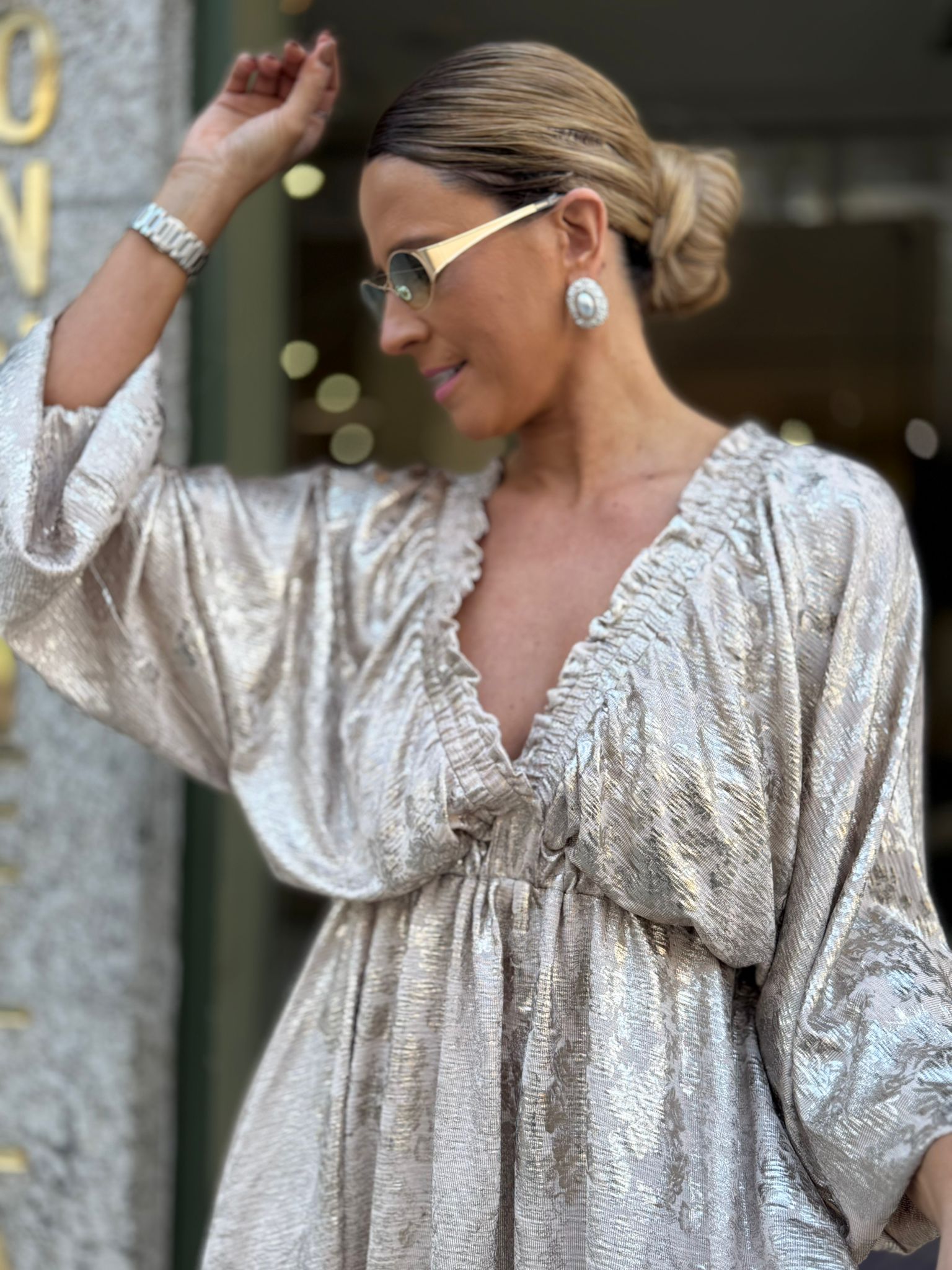 VESTIDO CURTO CHAMPAGNE