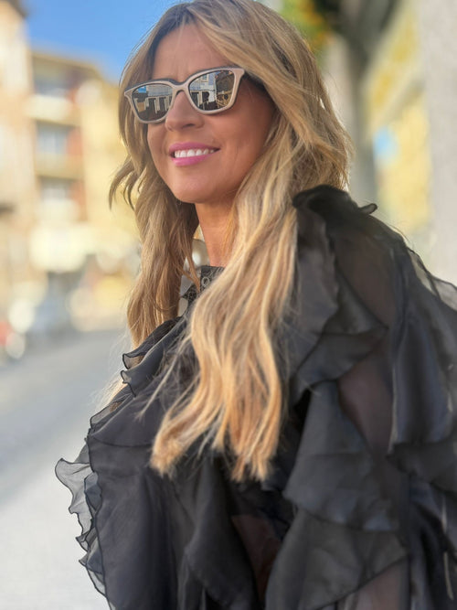 BLUSA PRETA FOLHOS